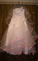 счастливое свадебное платье!