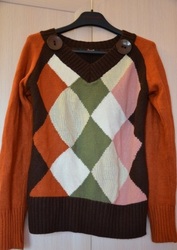 Продам стильный цветной женский свитер